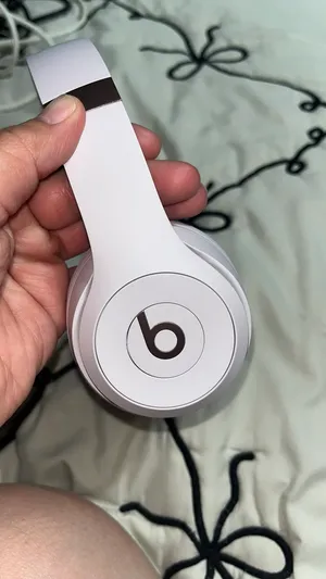 Beats Solo 4 Cloud Pink thumbnail 7
