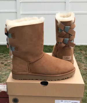 UGG Bailey Bow II Shimmer thumbnail 2