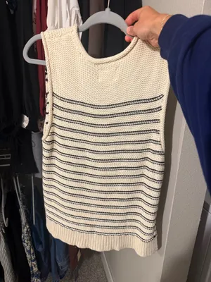 Lucky tank top sweater thumbnail 2