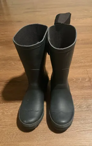 Dark Grey Rain Boots Gray Size 7 thumbnail 1