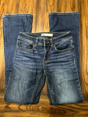 Buckle Jeans thumbnail 1