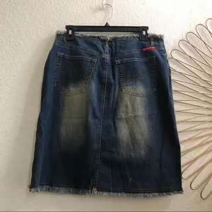 Y2K 2000s Mcbling Trendy Faded Frayed denim jean mini midi knee length skirt front slit whimsygoth #grunge #preppy #officesiren #academia Size 9/31 - Measurement in pics thumbnail 3