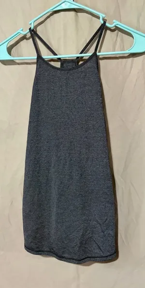 Lululemon tank top thumbnail 1