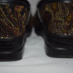 Danskin Clogs, Paisley, Size 39 thumbnail 5