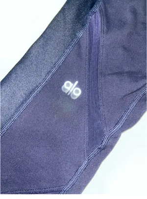Alo Yoga Leggings thumbnail 5