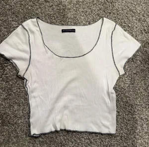 Brandy Melville Crop Ribbed Top thumbnail 1