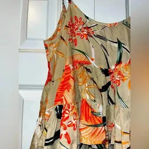 Vibrant Tropical Floral Cami Top- NWT Summer, Casual,‎ Going Out, Cute A1 thumbnail 4