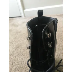 Wild Diva Women's High Top Gloss Boots Shoes Size 9 Black thumbnail 3