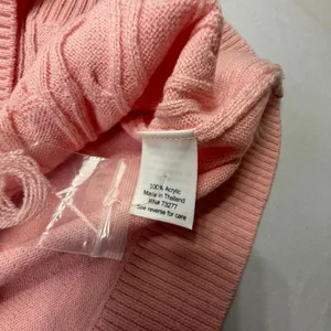 Croft & Barrow The Extra Soft Cable Crew Neck Sweater in Light Pink thumbnail 7