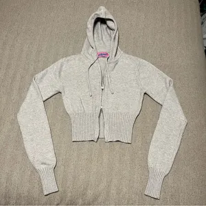 Edikted desiree knitted hooded cardigan, cropped in Gray Melange thumbnail 8