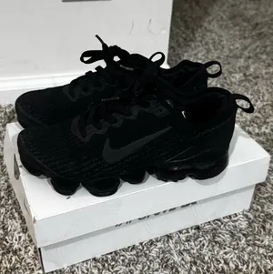 Air Vapormax Nike Flyknit thumbnail 1