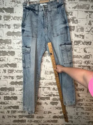 Vervet | women light wash cargo denim jeans 26 thumbnail 6