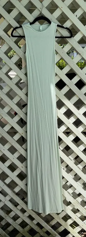 Skims maxi dress thumbnail 1