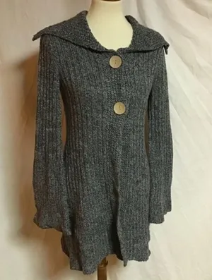 Vtg Gray Y2K hippie boho bell sleeve sweater thumbnail 10