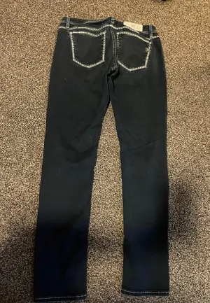 Miss Me Skinny Jeans thumbnail 2