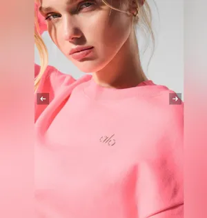 ALO Yoga NWT Accolade Crew Neck Pullover Neon Bubblegum Size L SOLD OUT COLOR thumbnail 3