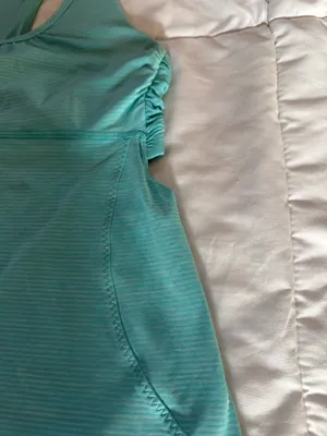 Lululemon Racerback Tank Top Aqua Blue Striped Built-In Bra Size Unknown thumbnail 2