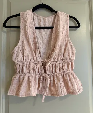 SheIn Pink blouse thumbnail 1