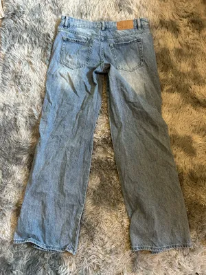 PacSun Low-Rise Baggy Jeans ripped thumbnail 2