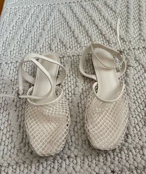 Old navy flats  thumbnail 1