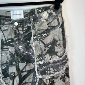 Made Extreme Jungle Camo Cargo Jeans Gray Green Loose Straight Streetwear 33x30" thumbnail 8