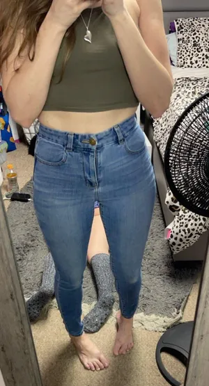 American Eagle Outfitters Jeans thumbnail 1