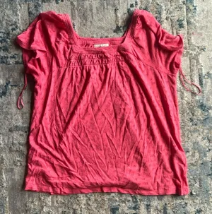 Women’s Shirt thumbnail 1