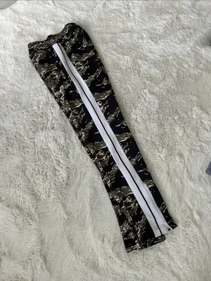 Palm Angels Camo Side Stripe Track Pants thumbnail 8