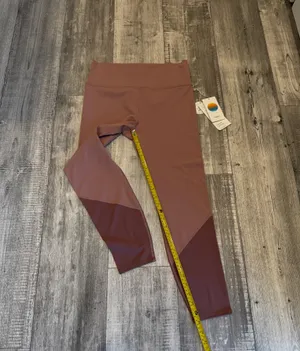 Vuori CB Studio Legging Size XL (C 52) thumbnail 4
