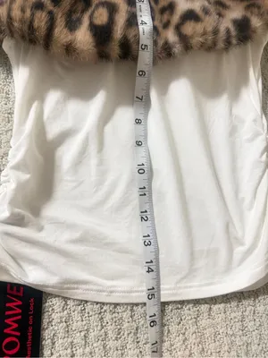 ROMWE White Off-Shoulder Cami with Leopard Fur Trim thumbnail 6