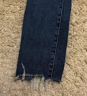 Abercrombie And Fitch Curve Love High Rise Super High Rise Ankle Jeans Size 6L thumbnail 2
