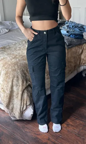Hollister Cargo Pants thumbnail 1