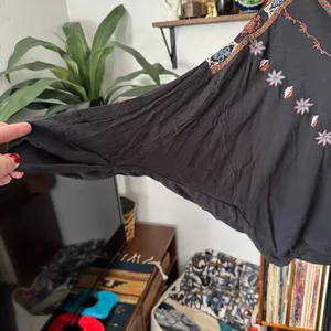 Idyllwind Fueled by Miranda Lambert Black Embroidered Dolman Sleeve Peasant Top thumbnail 8