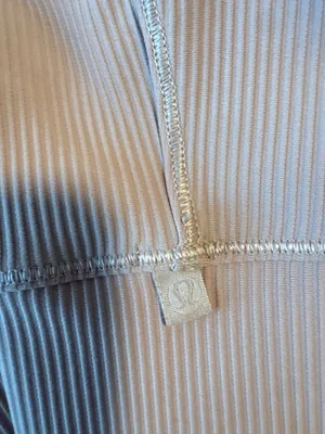 Reversible Lululemon Tank thumbnail 2