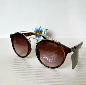 Women’s Sunglasses (17704) 🕶️ Brown thumbnail 8