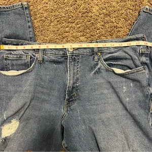 Old Navy Curvy High-Waisted O.G. Straight Ripped Jeans thumbnail 5