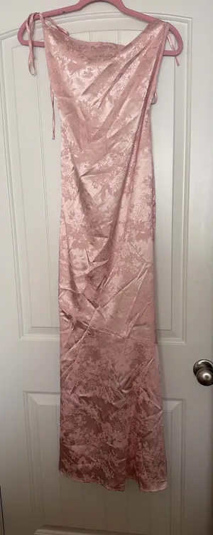 Pink satin dress Size XS thumbnail 1
