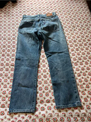 EUC Levi’s Premium 501 Denim Light Wash Distressed Jeans size 26 thumbnail 4