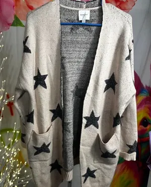 W119Gilli cream star cardigan Size S - fits up to a large thumbnail 1