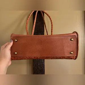 Patricia Nash Tooled Leather Purse thumbnail 5