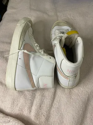 Nike Blazer Mid '77 Vintage White Pink Women Size 8.5 thumbnail 5