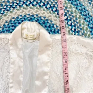 Victoria's Secret Robe‎ thumbnail 7