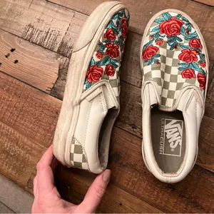 VANS DX‎ Rose 🌹 Embroidery Sneakers thumbnail 7