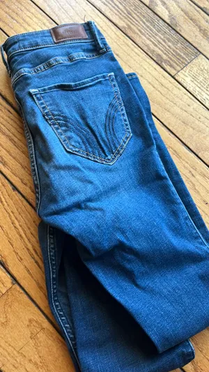 Hollister High Rise Super Skinny Denim thumbnail 5