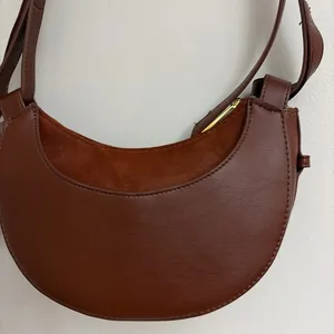 Time And Tru New! Brown Olivia Cross Body Purse thumbnail 7