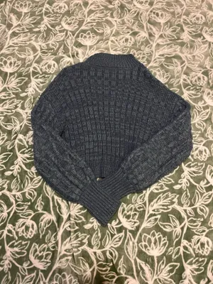 Arizona Blue sweater thumbnail 2