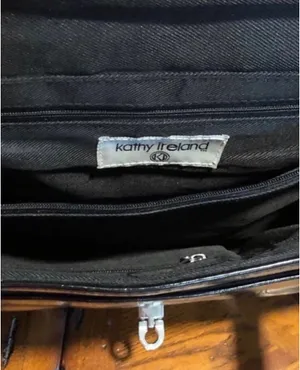 Kathy Ireland Black Shoulder Bag thumbnail 8