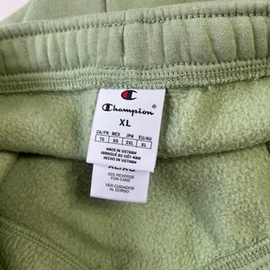 Champion Green Jogger Sweats XL Women thumbnail 6