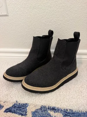 black felt chelsea boots thumbnail 2