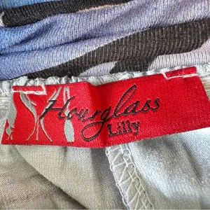 Hourglass Lilly Maxi Dress Black Halter Neckline Low Back Blue Purple Mauve S thumbnail 13